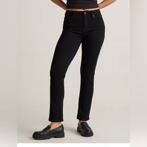 NWT Quince High-Rise Black Slim Jeans